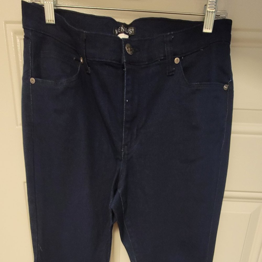 NWOT Venus Womens Jeans